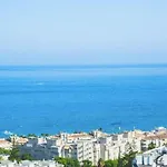 Luminoso Atico Con Vistas Al Mar En Torremolinos