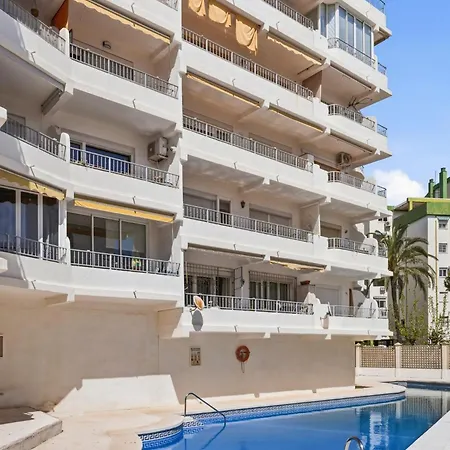 Luminoso Atico Con Vistas Al Mar En * توريمولينوس