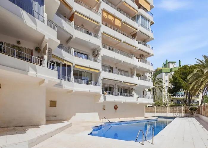 Luminoso ático Con Vistas Al Mar En Apartamento *